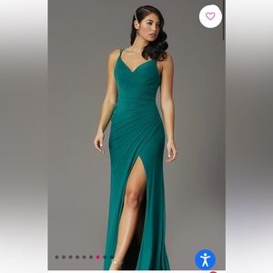 NWOT NEW Dancing Queen Hunter Green Slit Gown / Formal Maxi Dress Size M